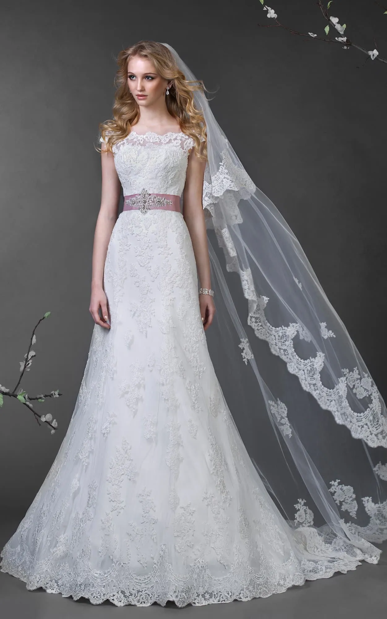 A-Line Floor-Length Off-The-Shoulder Cap-Sleeve Illusion Lace Dress With Appliques And Waist Jewellery-714554