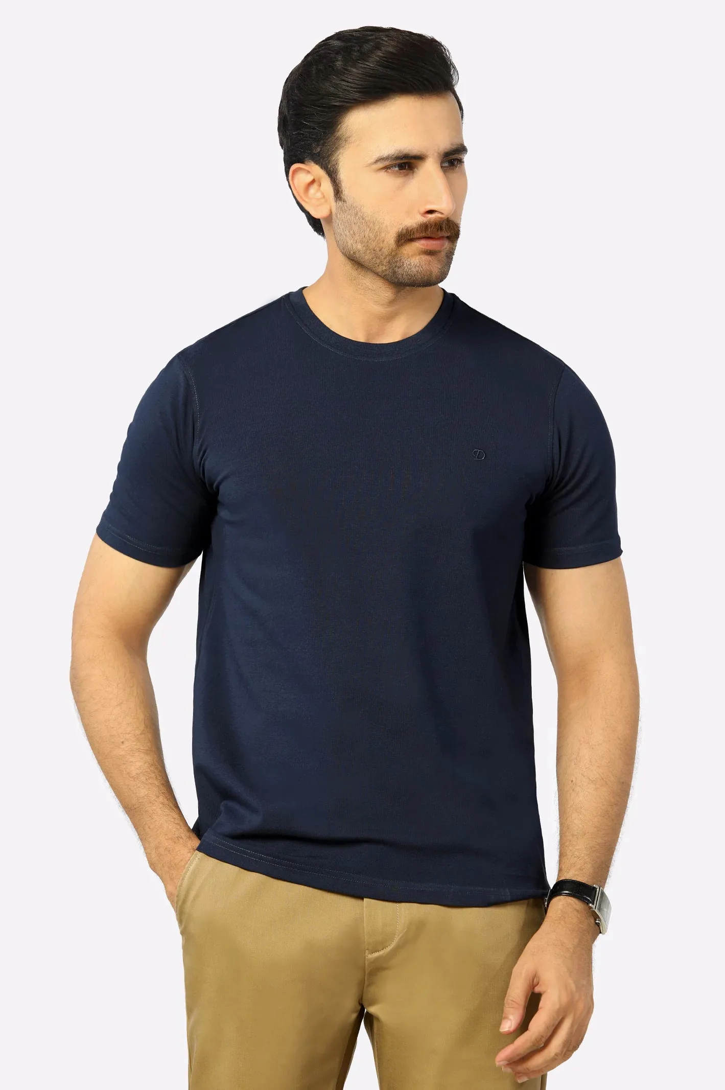 Basic T-Shirt