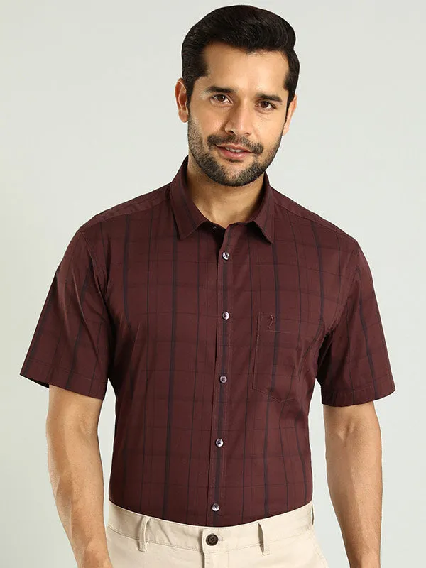 Men Checked Half Sleeve Cotton Blend Shirt